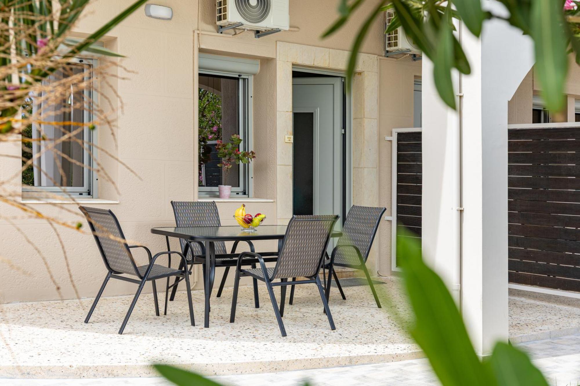 Golden Key Apartments La Canea Esterno foto