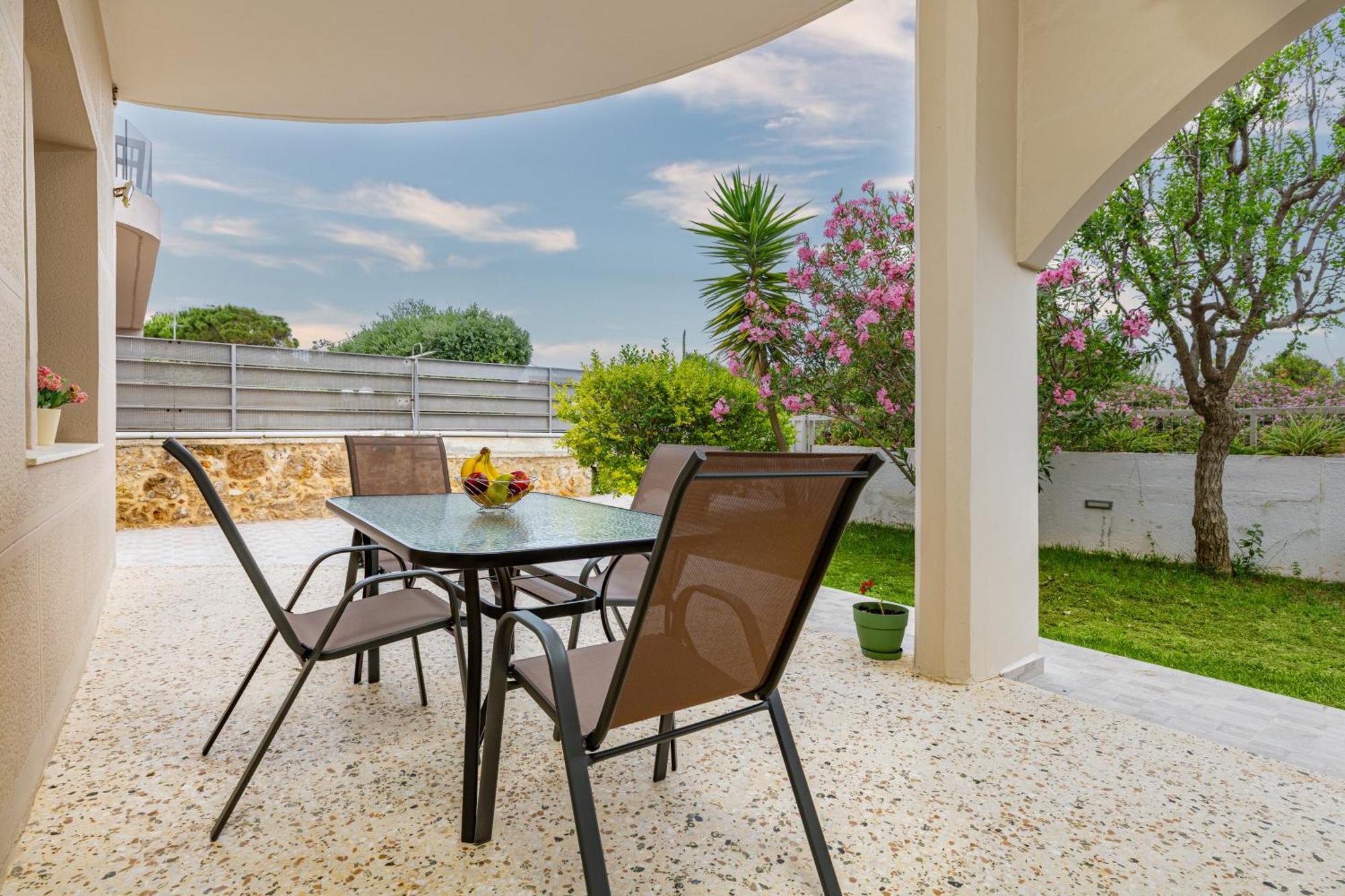 Golden Key Apartments La Canea Esterno foto